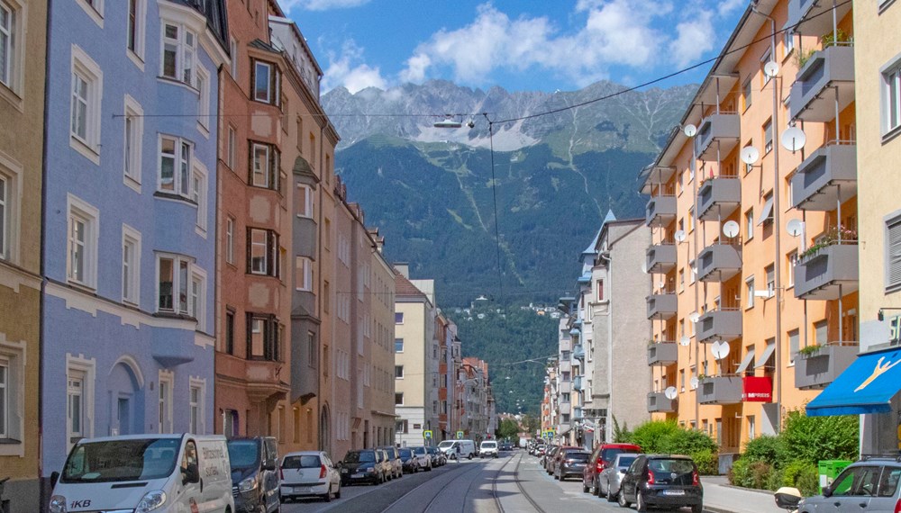 Die Pradler Straße als Herz des Stadtteils soll durch die Mitgestaltung der Bevölkerung attraktiviert werden.