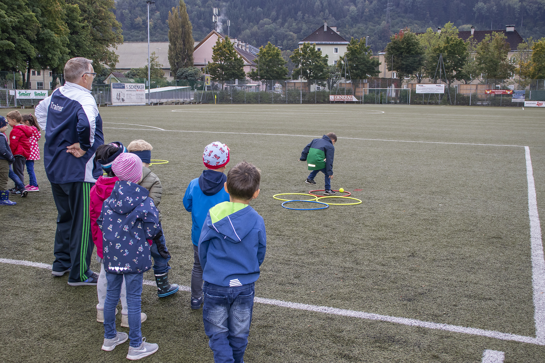 Geschicklichkeitsübungen als ein Teil des Trainingsprogramms.