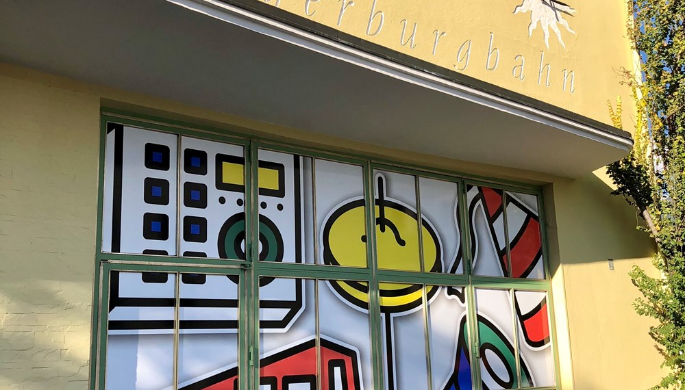 Die Junge Talstation: Aus alt wird neu – Innsbrucks Jugendliche haben in den letzten fünf Jahren aus der früheren Talstation der Hungerburgbahn ein Kulturzentrum geschaffen.