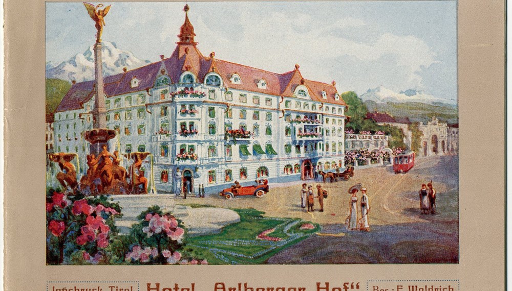 Das Hotel Arlbergerhof lag gegenüber dem Hauptbahnhof. Leicht zu erkennen ist, dass die Perspektive für Werbezwecke massiv verzerrt wurde.