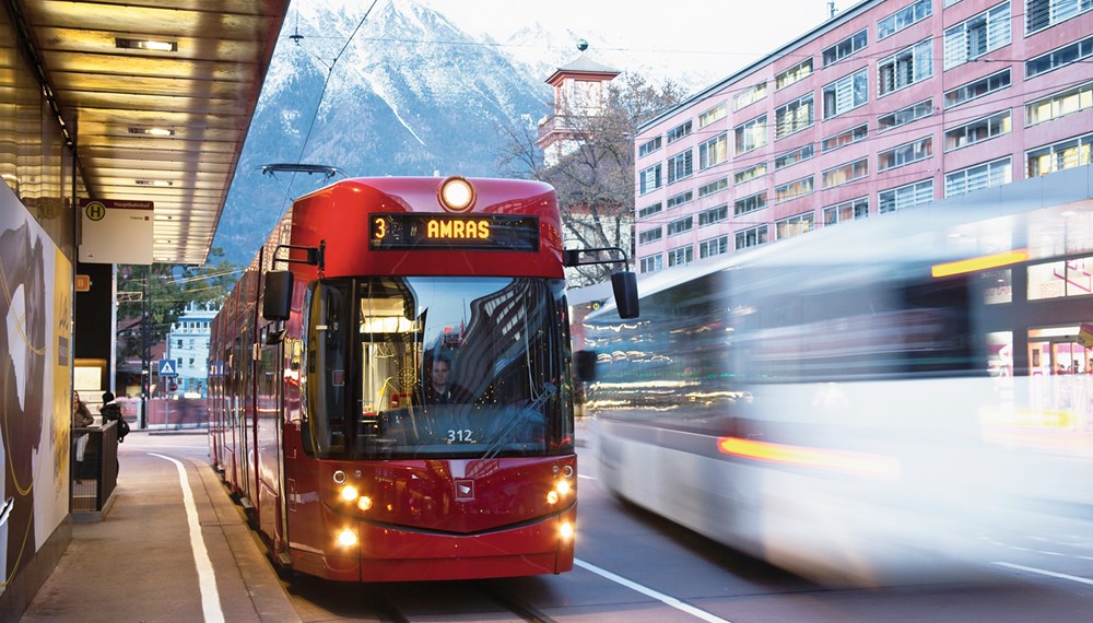 Das öffentliche Verkehrsnetz ist in Innsbruck gut ausgebaut.