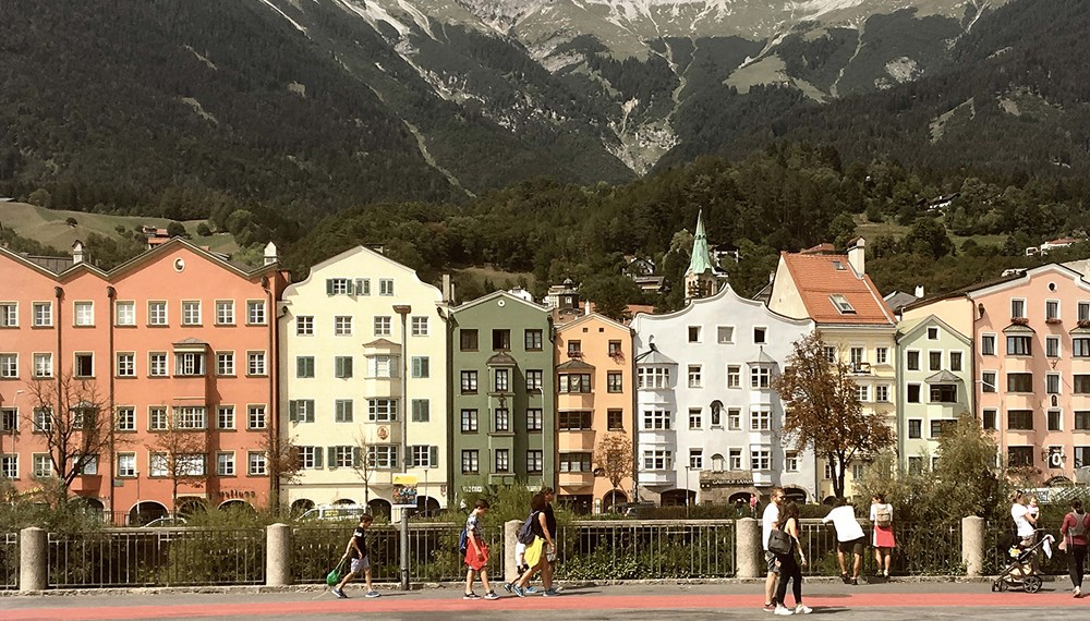 In der Stadtbibliothek Innsbruck können sich Interessierte im Februar über die Ideenprojekte informieren.