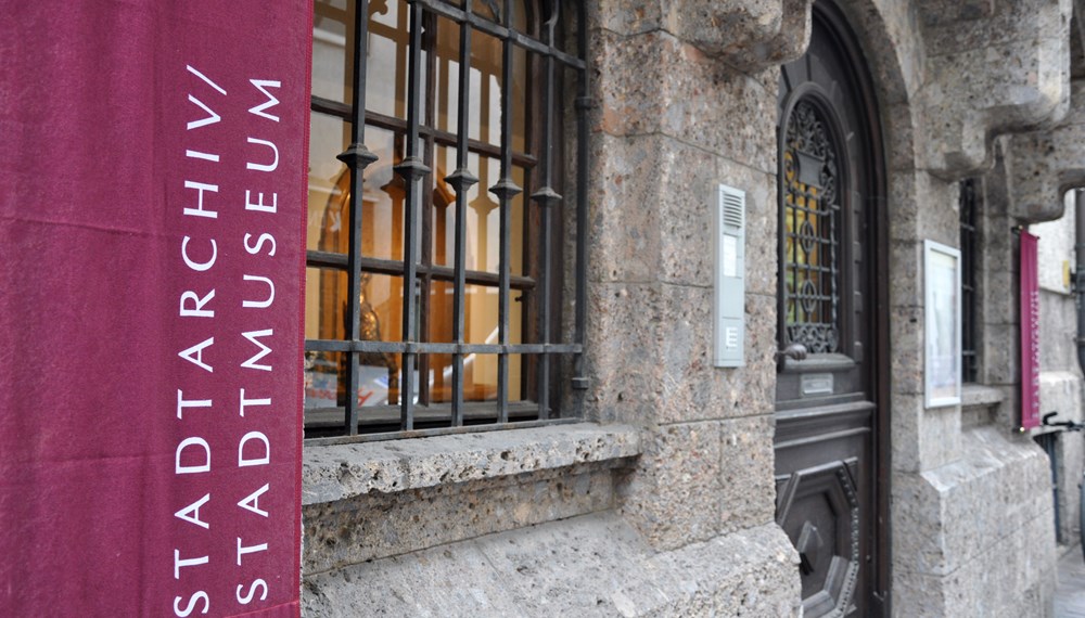 Ab kommenden Montag stehen die Türen des Stadtarchiv/Stadtmuseums Innsbruck sowie des Museums Goldenes Dachl - eingeschränkt - wieder offen. Auch die Musikschule startet mit dem Präsenzunterricht.