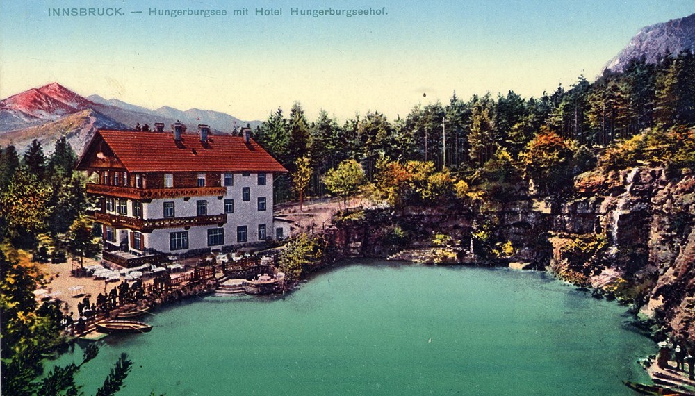 Hungerburgsee mit Hotel Hungerburgseehof. Farbpostkarte, zwischen 1912 und 1920