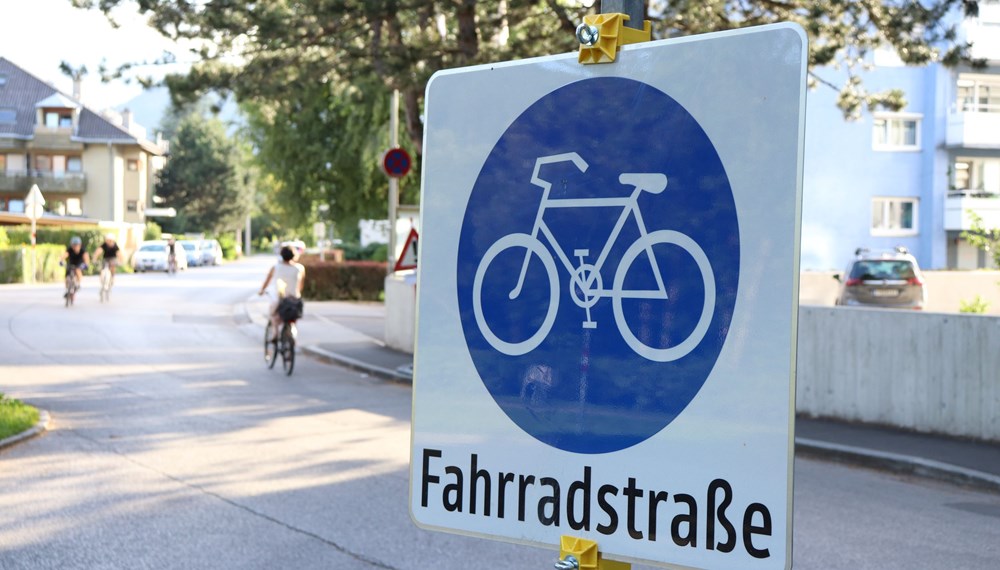 Fahrradstraßen wie in der Dr.-Stumpf-Straße bieten Radfahrenden ein sicheres Netz an Wegen abseits der Hauptverkehrsstraßen.