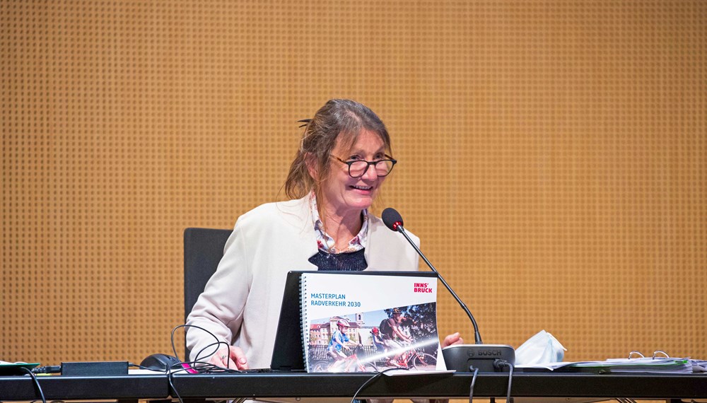 In der Gemeinderatsitzung am 19. November stellte Vizebürgermeisterin Uschi Schwarzl den „Masterplan Radverkehr 2030“ vor.