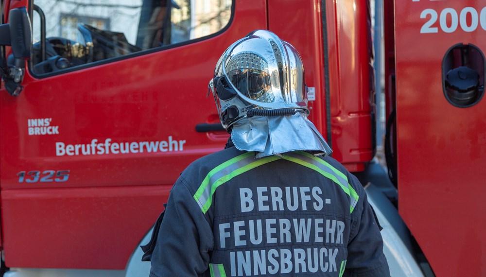Der rasche Einsatz von Berufsfeuerwehr und Freiwilligen Feuerwehren konnte Schlimmeres verhindern.