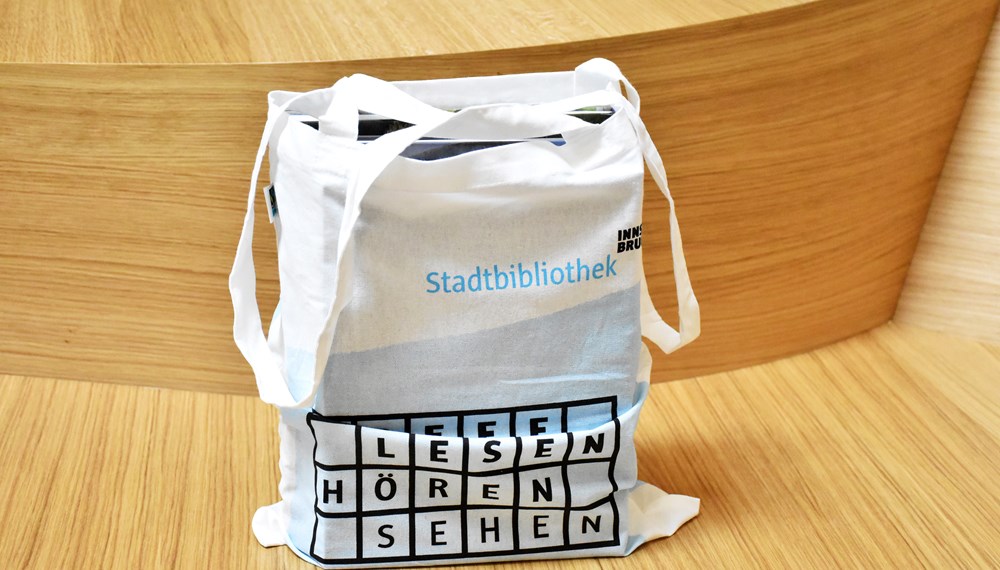 Seit dieser Woche ist wieder ein Abholservice („Click & Collect“) für Bücher und andere Medien in der Stadtbibliothek Innsbruck möglich.
