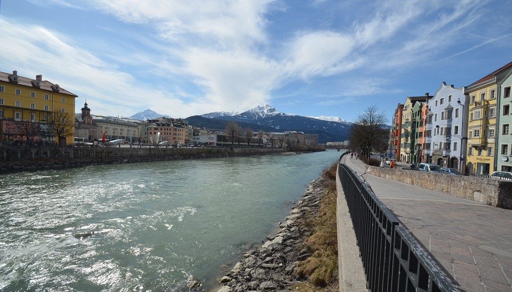 Der Inn – zweitwasserreichster Fluss Österreichs und namensgebende Lebensader der Stadt – trägt maßgeblich zur Wasserversorgung Mitteleuropas bei.
