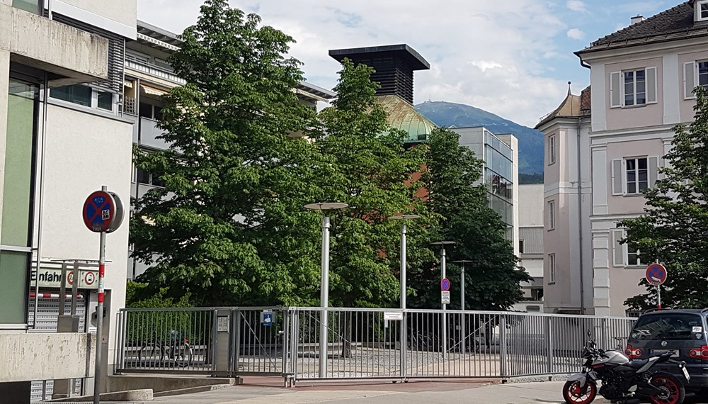 Gut versteckt liegt der Lois-Welzenbacher-Platz in der Adamgasse.