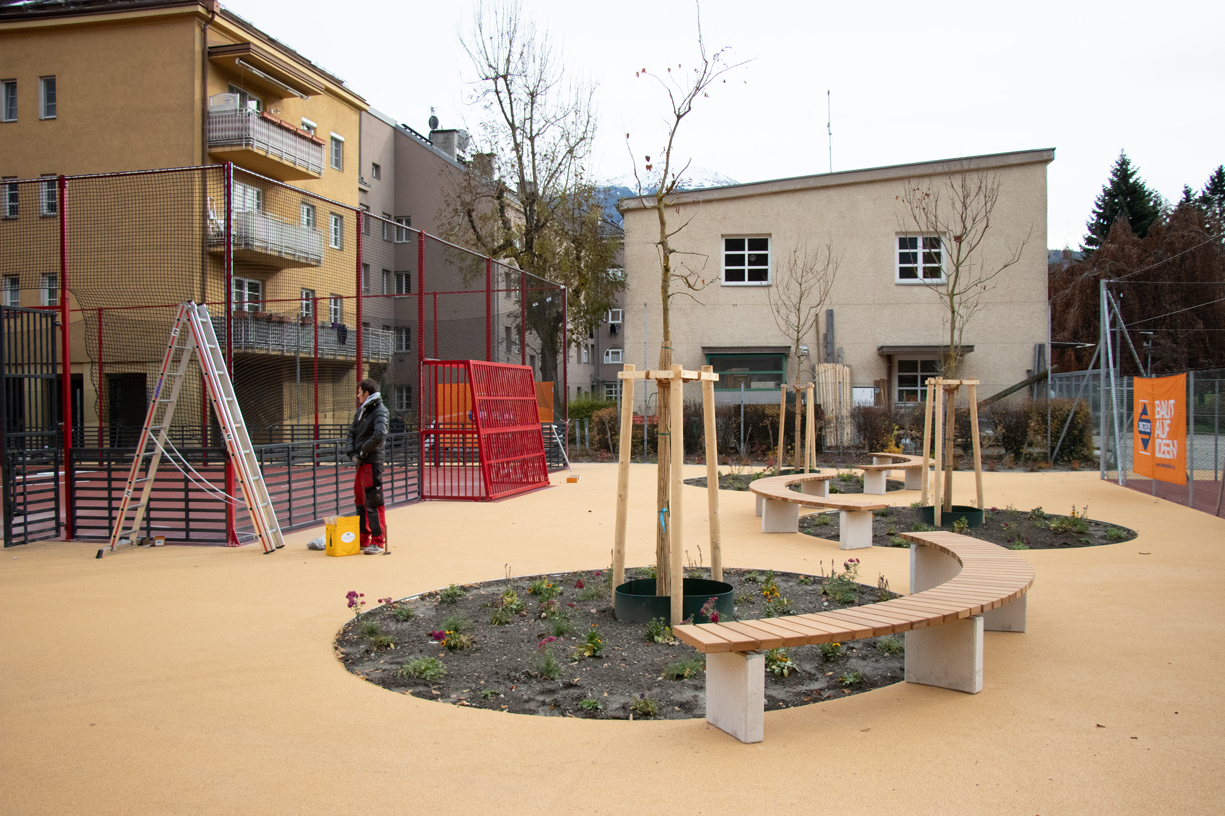 Bei den neuen Sitzbereichen kann man sich zwischendurch ausruhen.