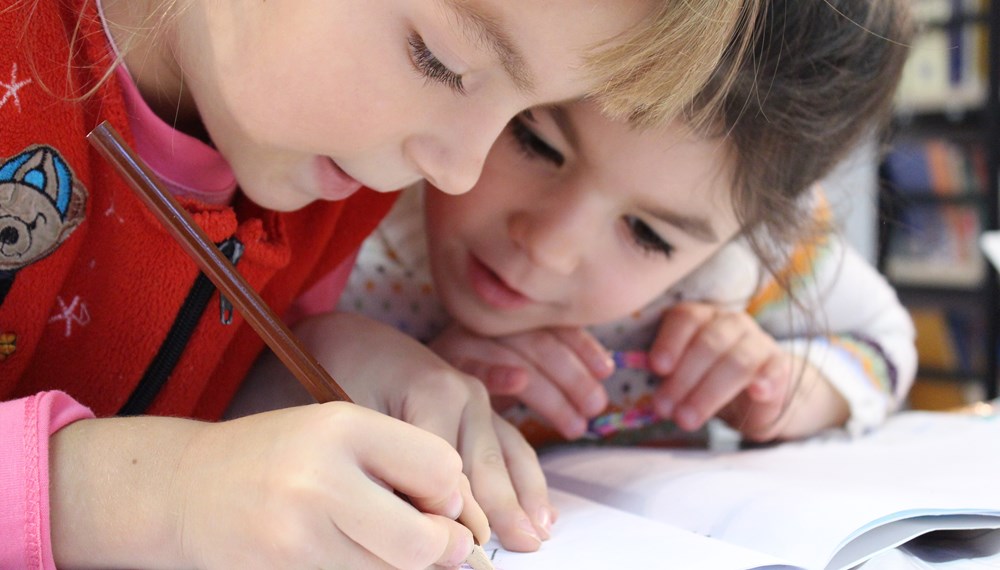 Nur mit gut ausgebauter und qualitativ hochwertiger Kinderbetreuung kann die vielzitierte Vereinbarkeit von Familie und Beruf gelingen.