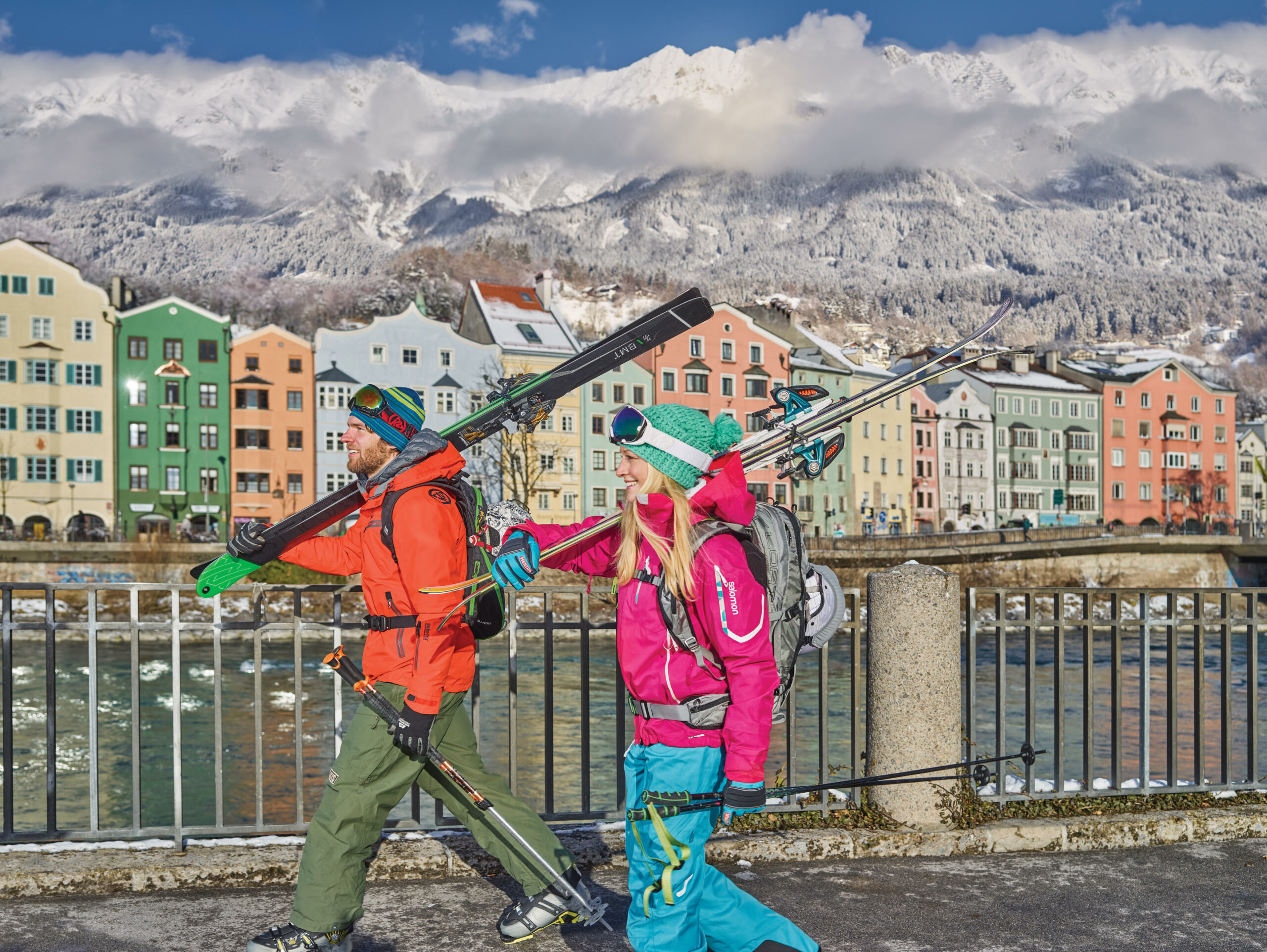 48 Prozent der InnsbruckerInnen zieht es im Winter zum Skifahren in die Berge, im Sommer ist für 37 Prozent das Wandern die beliebteste Sportart (Quelle ISW).