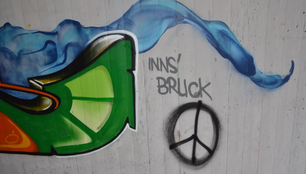 Auf legalen Flächen darf in Innsbruck gesprayed werden. Besonders begabte FassadenkünstlerInnen können sich ab sofort für ein Stipendium bewerben.