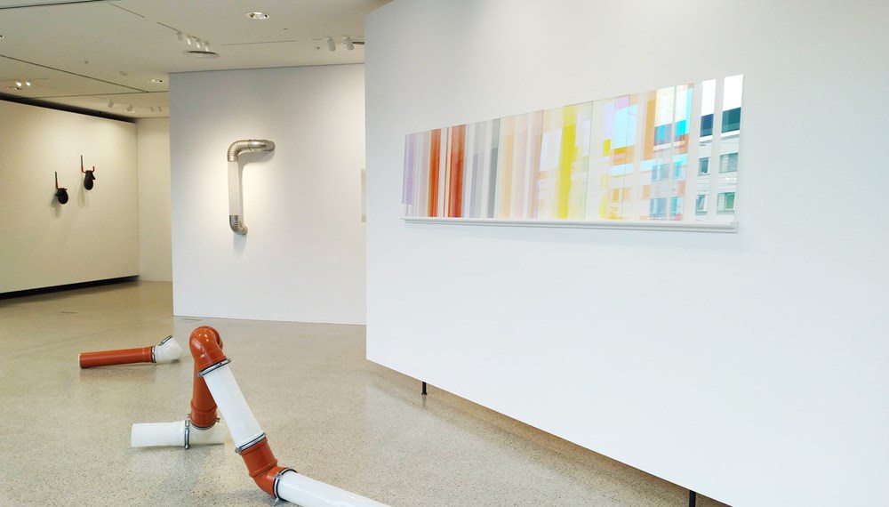 Verena Schatz' Ausstellung "Mezzanine" war im September und Oktober in der Galerie Plattform 6020 zu sehen und wurde mit dem "Würlingerpreis 2022" ausgezeichnet.
