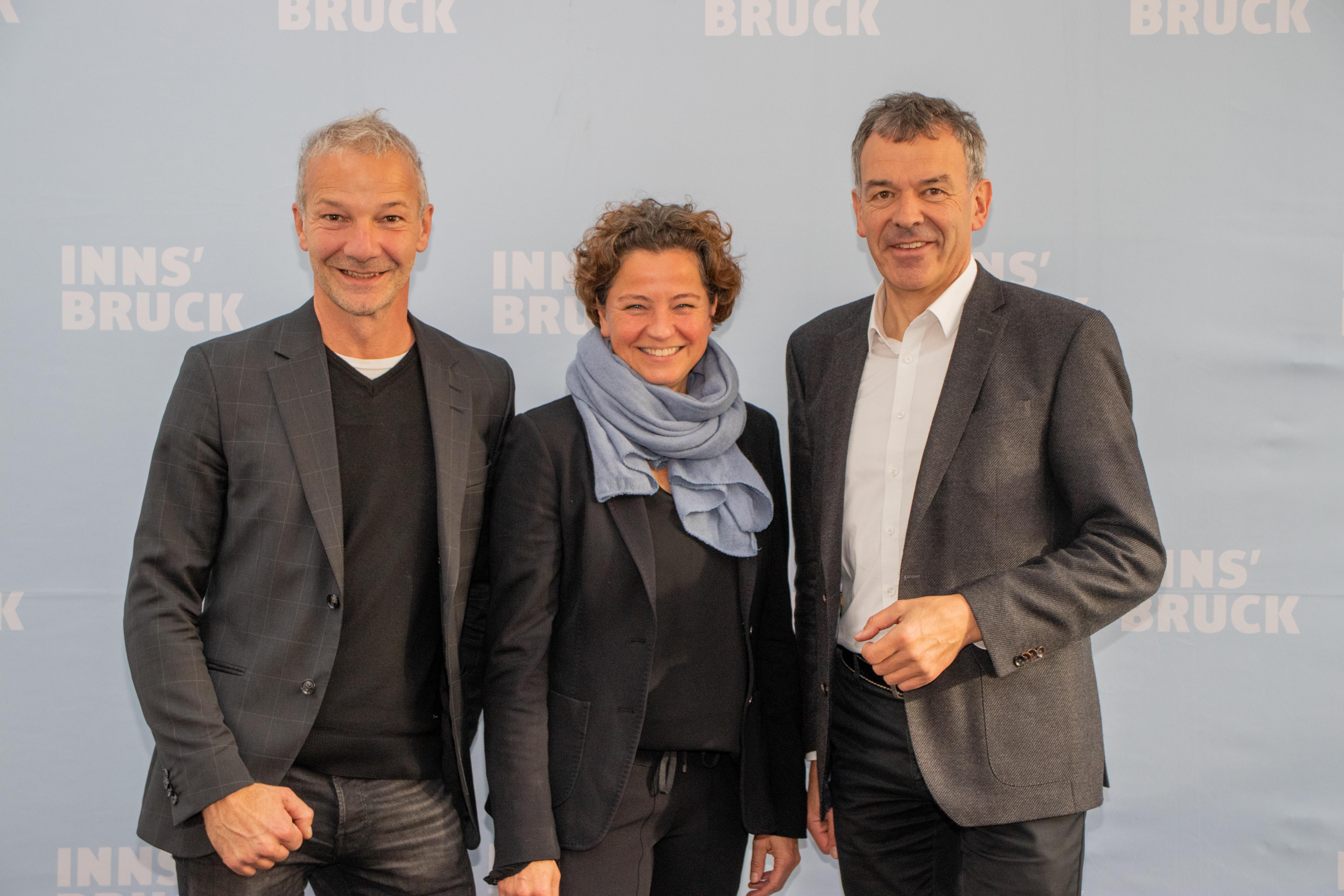Bürgermeister Georg Willi, Heike Kiesling (Innsbruck Marketing) und Robert Neuner (IAI Veranstaltungs Gmbh) stellten sich den Fragen rund um den Energieverbrauch für die Veranstaltungen zu Weihnachten und zu Silvester.