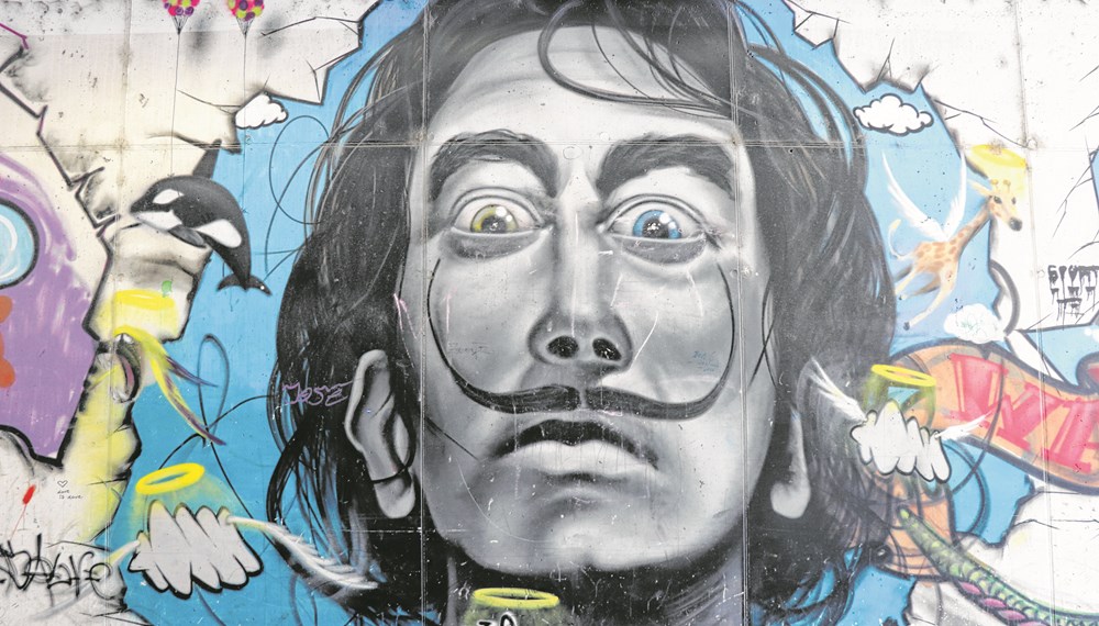 Lebensfrohe Kunstwerke auf Innsbrucks Straßen: Alle Standorte gibt es auf der Street Art City Map zu entdecken.