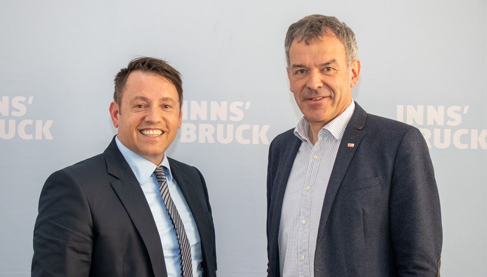 Bürgermeister Georg Willi (r.) und IIG-Geschäftsführer Franz Danler (l.) präsentierten die Bilanz der IIG von 2018 bis 2022.