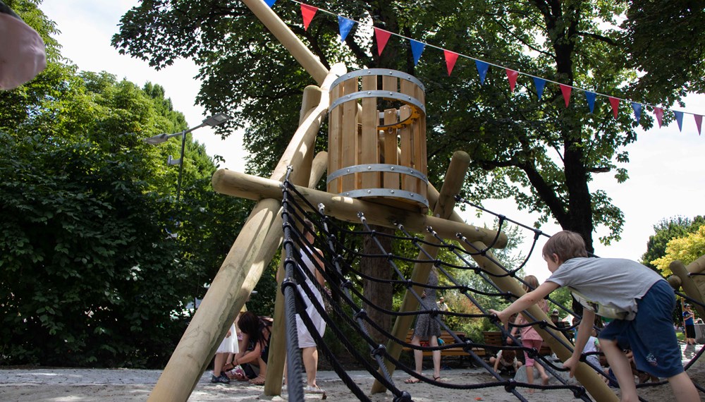 Piraten ahoi: Der Spielplatz im Rapoldipark wurde 2022 fertiggestellt. In die Planung der Spielplätze fließen Vorschläge der BürgerInnen ein.