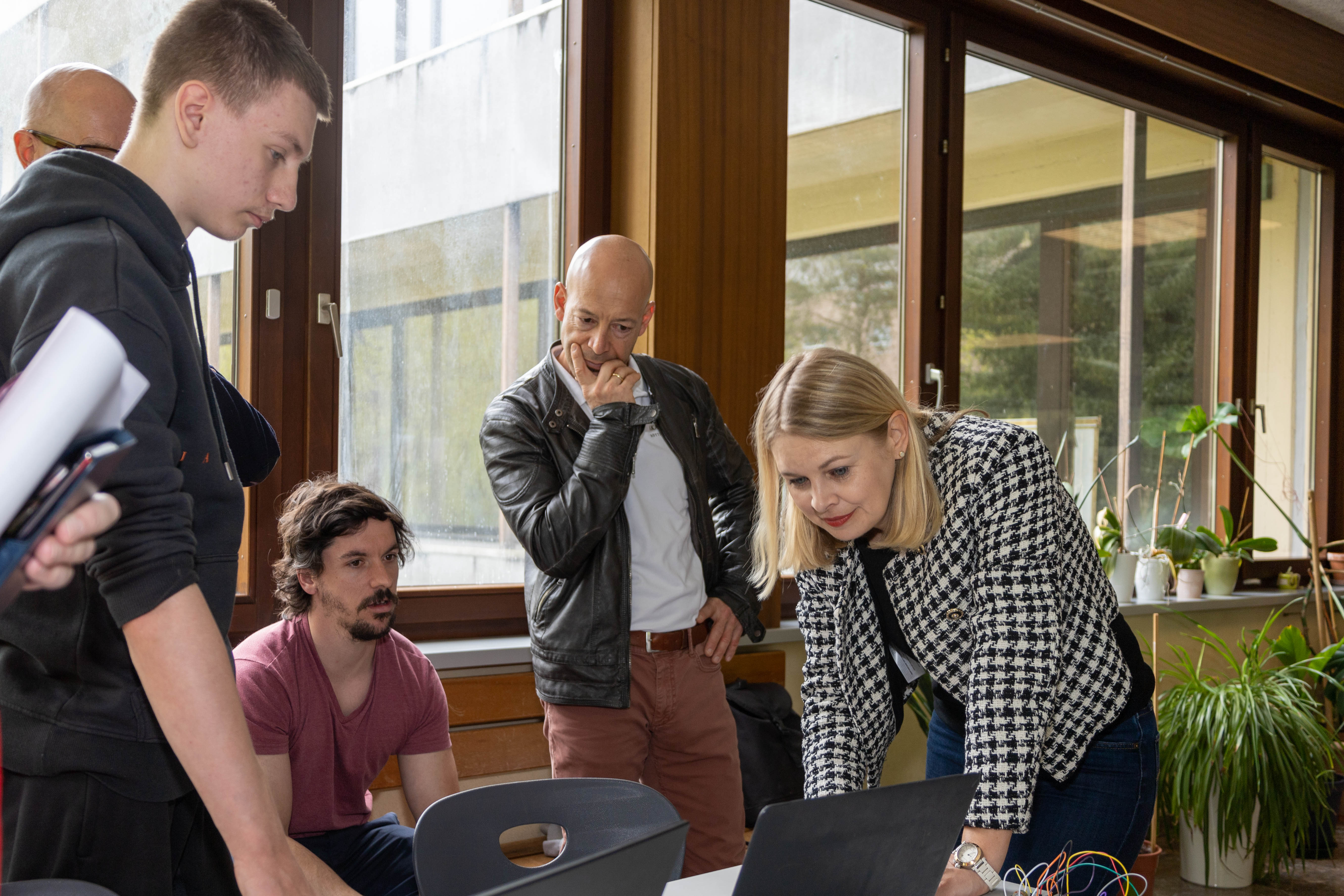 Ein Schüler der vierten Klasse stellte auch seine eigens programmierter Website vor.