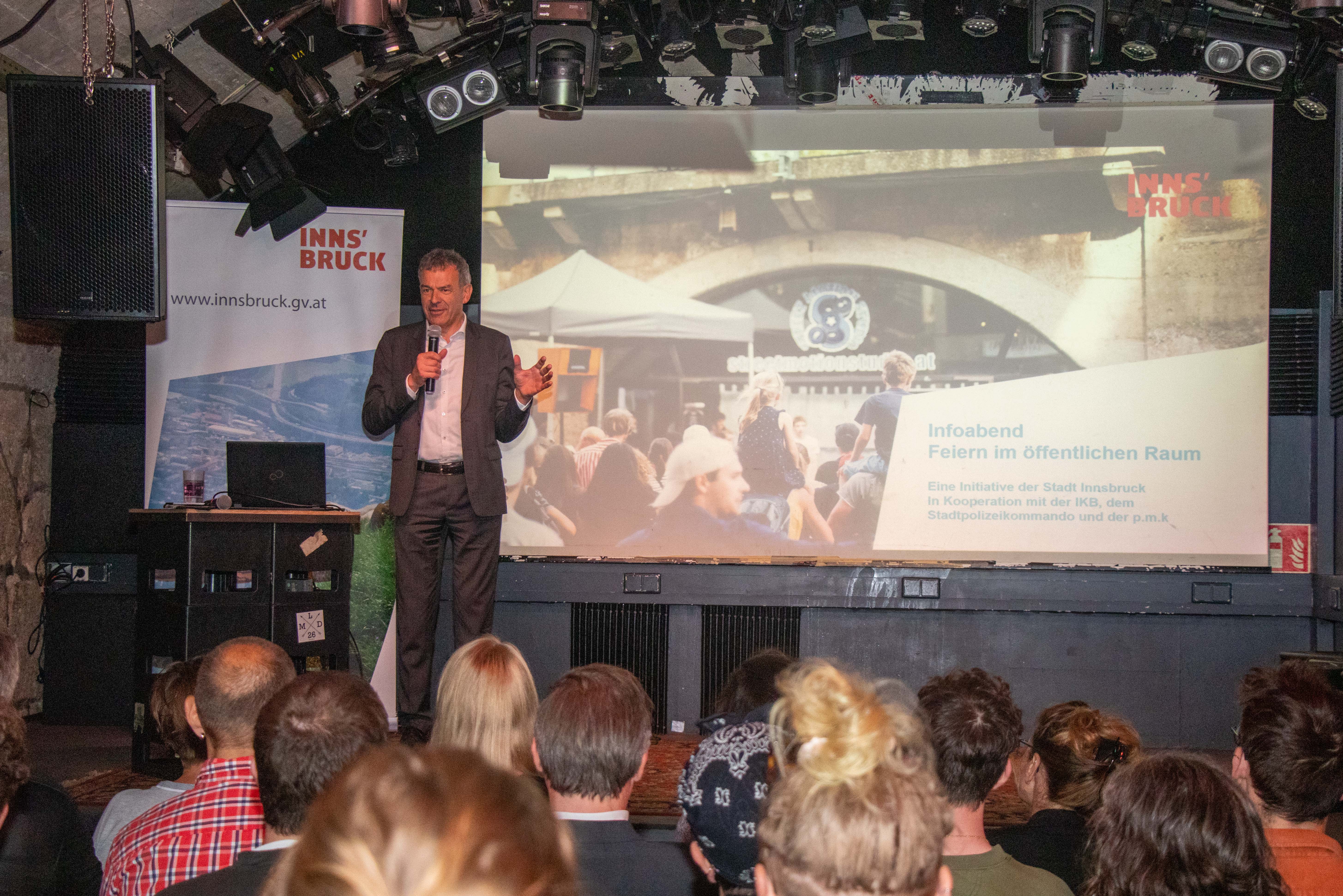 Für Bürgermeister Georg Willi steht beim Feiern im urbanen Raum das Miteinander aller Beteiligten im Vordergrund.