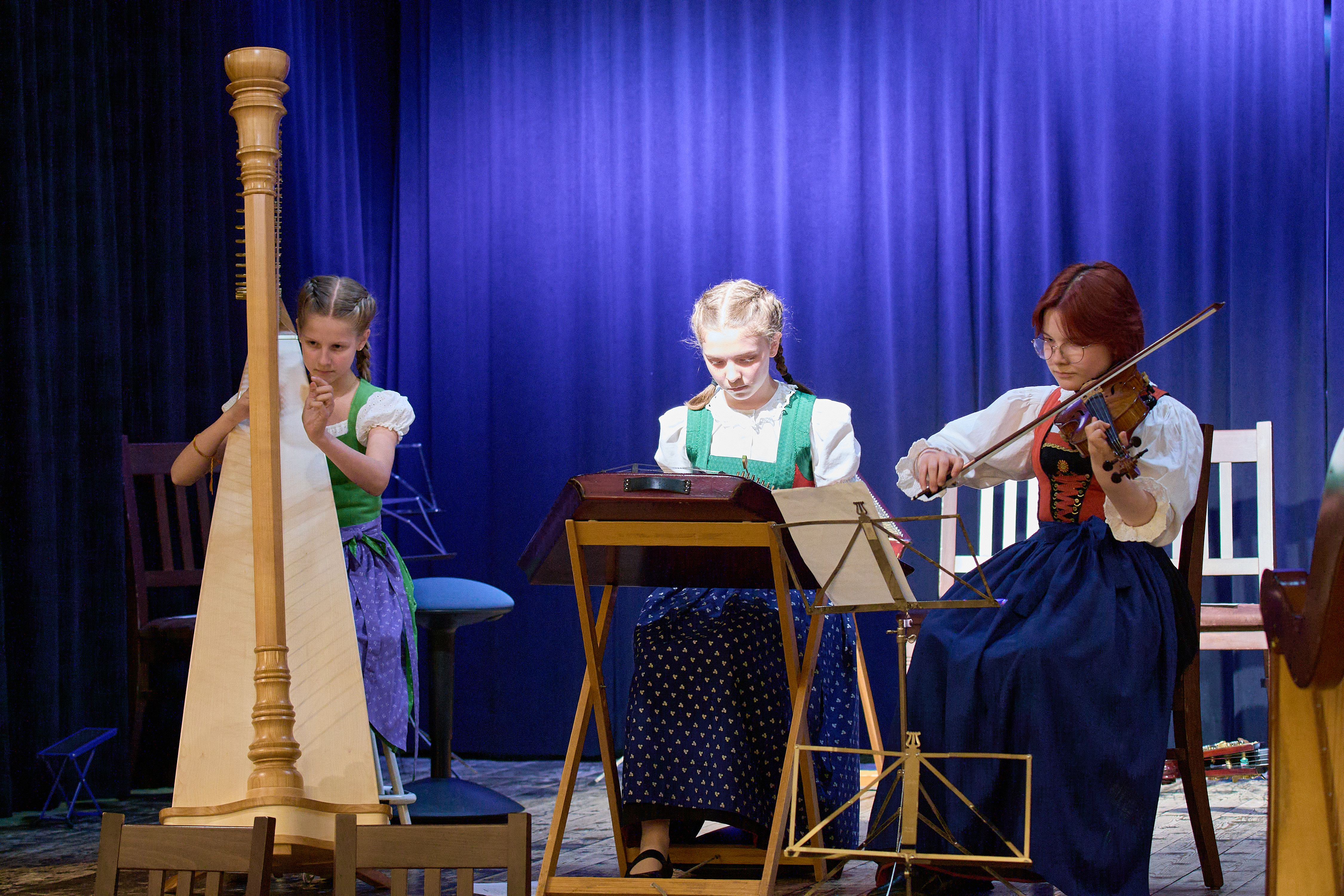 Schwungvoll und heiter: Die MusikantInnen der Fachgruppe Volksmusik am 21. Juni im Ursulinensaal.