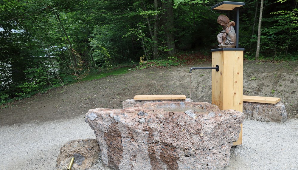 Der neue Trinkwasserbrunnen am Höttinger Bild.