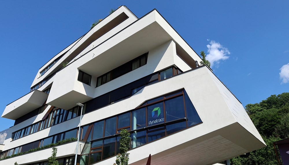 Das siebenstöckige Gebäude wurde in Niedrigenergiebauweise errichtet.