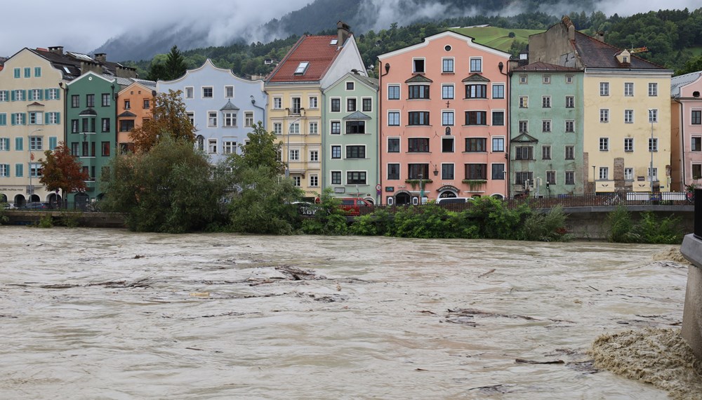 Nach der Sill ist nun auch der Pegelstand des Inn in Innsbruck merklich gestiegen.