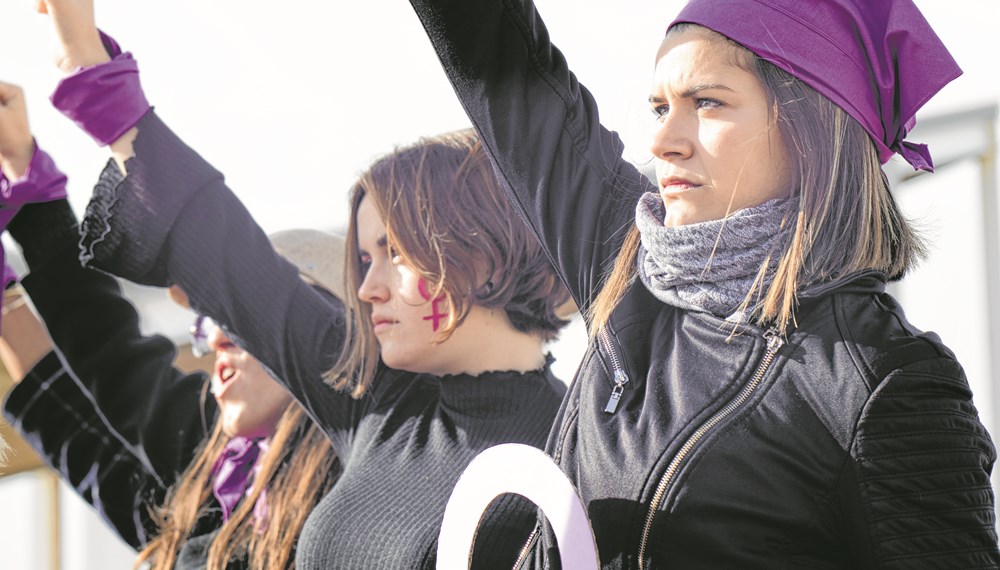 Die Aktion „16 Tage gegen Gewalt an Frauen und Mädchen“ weist jährlich öffentlichkeitswirksam auf das Thema hin.