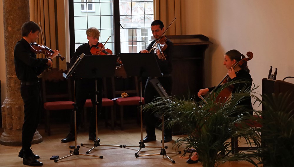 Die feierliche Preisverleihung fand im Bürgersaal des Alten Rathauses unter musikalischer Begleitung des StringArtEnsemble-Quartetts statt.