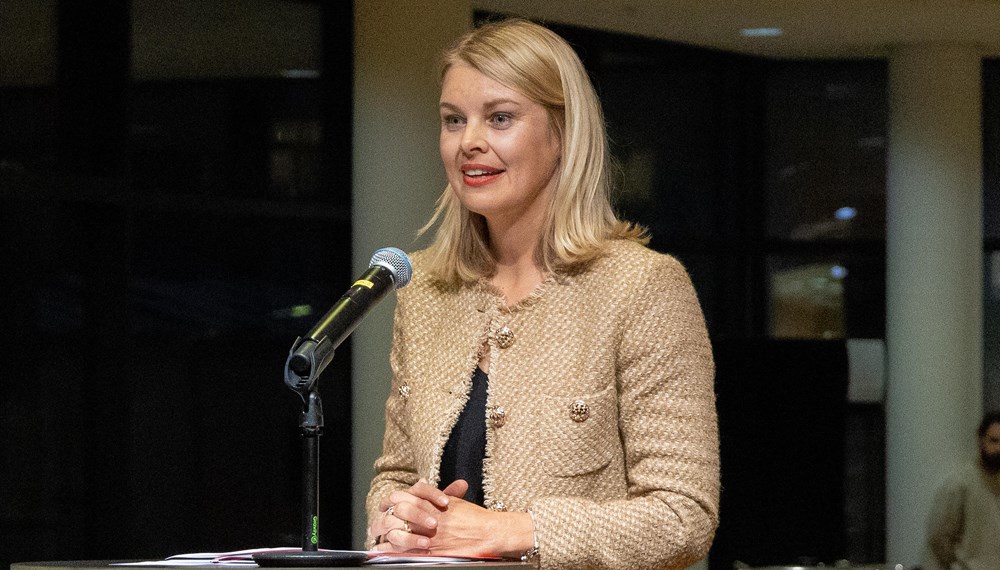 Stadträtin Elisabeth Mayr freute sich, dass so viele Gäste der diesjährigen Auszeichnung beiwohnten.