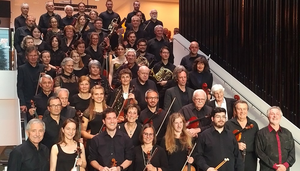 Der Lions-Clubs Innsbruck-Ambras und Tyrol spielen gemeinsam mit dem Orchester der Musikfreunde Innsbruck zugunsten notleidender Tiroler Familien ein Benefizkonzert im Haus der Musik.