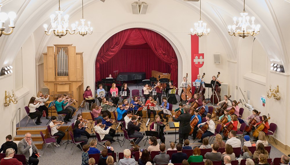 Das Jugendorchester Crescendo ist am 31. Mai gemeinsam mit dem Jugendsinfonieorchester der Musikschule Filderstadt im Haus der Musik zu Gast.