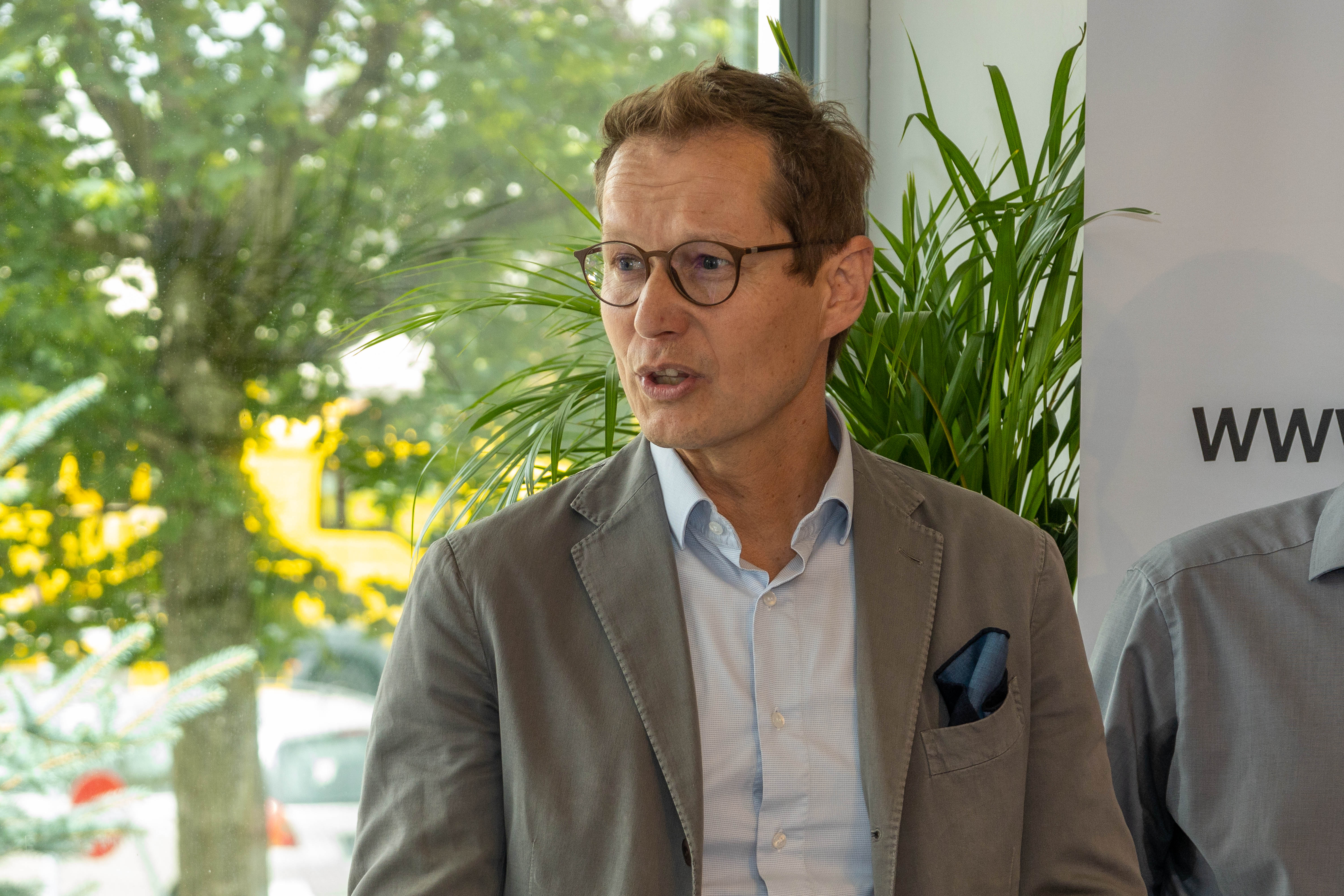 Dieter Unterberger und Markus Dax waren als Unternehmervertreter vor Ort.