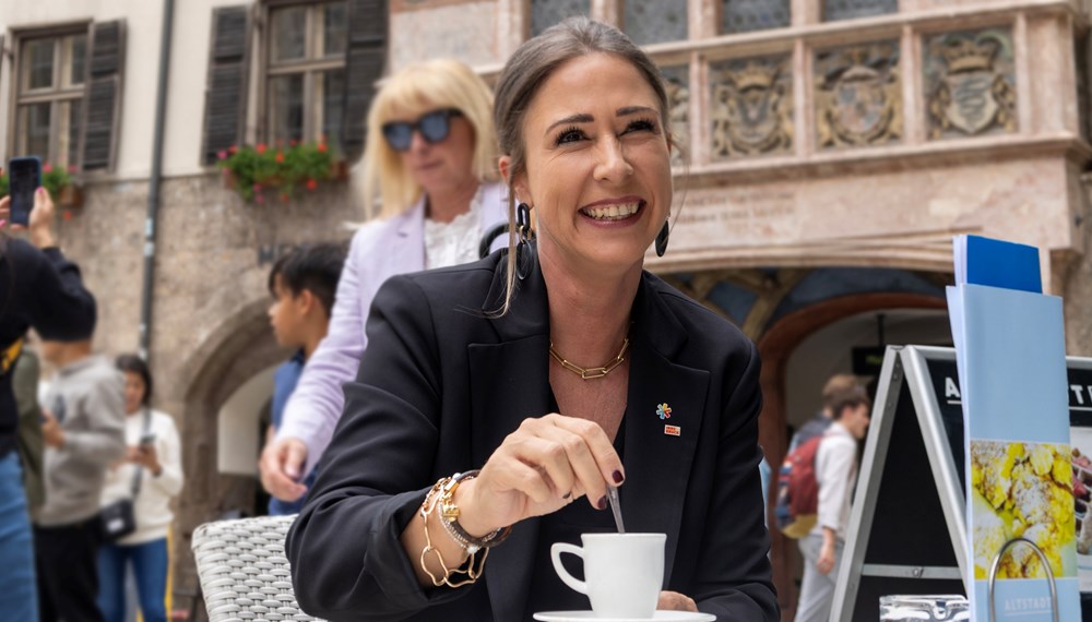 Bei einem Kaffee an ihrem Lieblingsplatz wird man Stadträtin Mariella Lutz künftig vielleicht öfter antreffen. Als Verantwortliche für Tiefbau verfolgt sie die Fortschritte bei der Altstadt-Pflasterung genau.