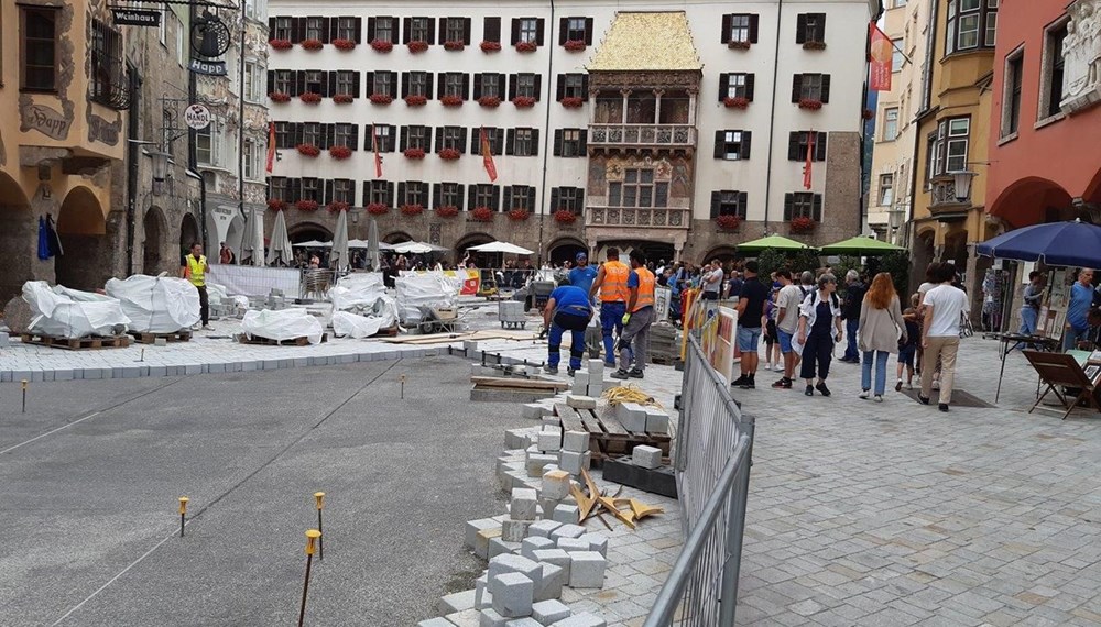 Bis Ende Juli sollen auch die Arbeiten zwischen dem ehemaligen Weinhaus Happ und der Riesengasse fertig sein.