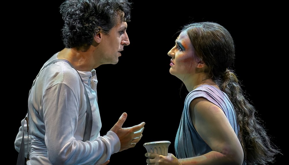 Annina Wachter in der Titelrolle Lakmé am Tiroler Landestheater.