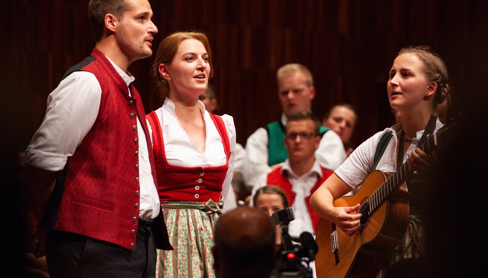 Beim 25. Alpenländischen Volksmusikwettbewerb kann man vom 24. bis 27. Oktober die besten VolksmusikantInnen aus dem Alpenraum live erleben.