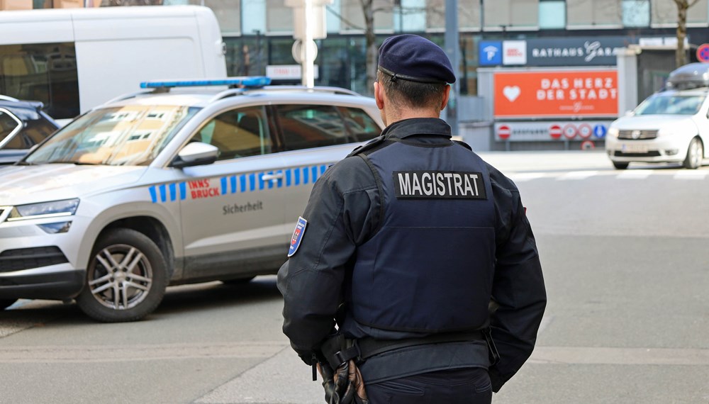 Die MÜG ist für den Ernstfall gerüstet und geschult in Deeskalation. Bei Gewalt sollte aber die Polizei gerufen werden.