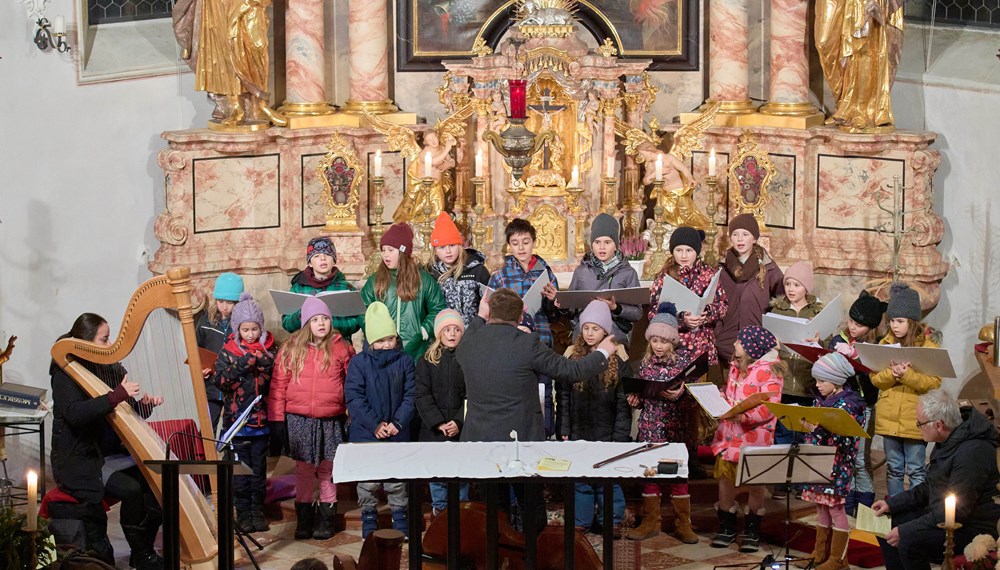 Die städtische Musikschule gestaltet den Innsbrucker Advent musikalisch: Unter anderem beim Adventsingen in der alten Höttinger Pfarrkirche am 12. Dezember.