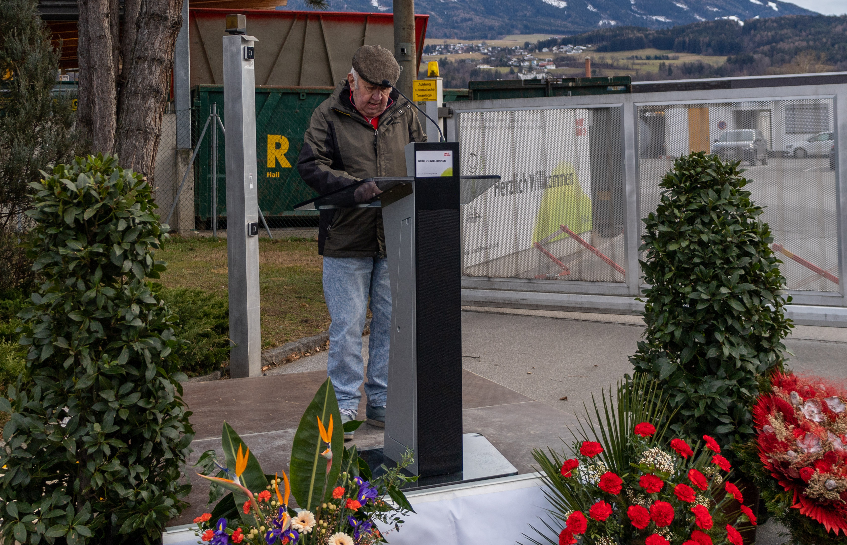Landesobmann Clemens Hornich (ÖVP-Kameradschaft der politisch Verfolgten) erinnerte an die historische Verantwortung des Gedenkens.