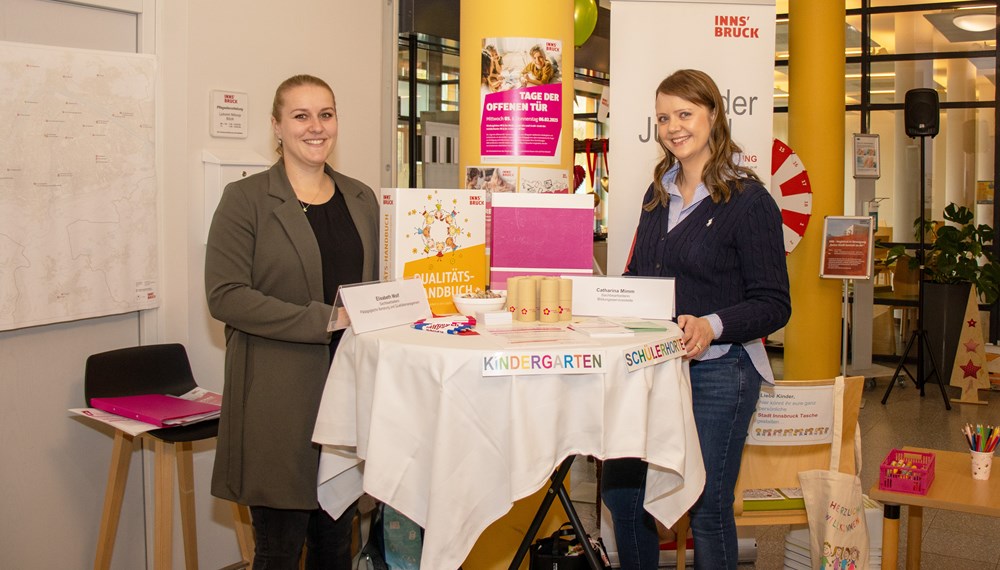Der Stadtmagistrat informiert mit der Bildungsservicestelle auch über Kinderbetreuung und -bildung.
