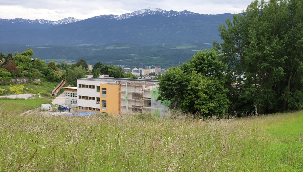 Die Volksschule Arzl wird zum Campus: Nachhaltigkeit
beim Bauen ist auch hier ein Thema.