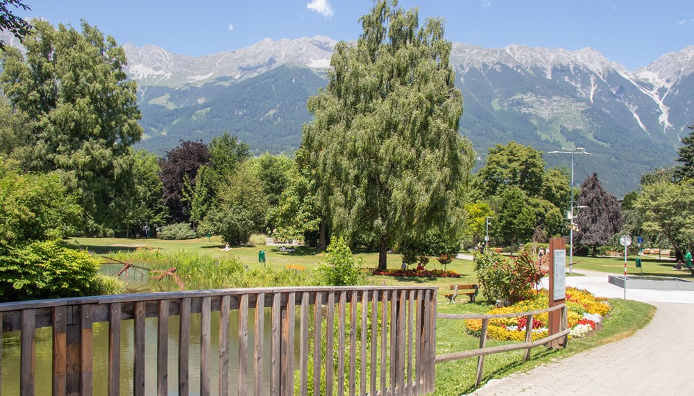 Der Rapoldipark in Pradl: Erholungsort und
Treffpunkt für die ganze Stadt.