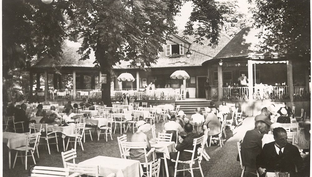 Das Café im Hofgarten wurde 1924 eröffnet.