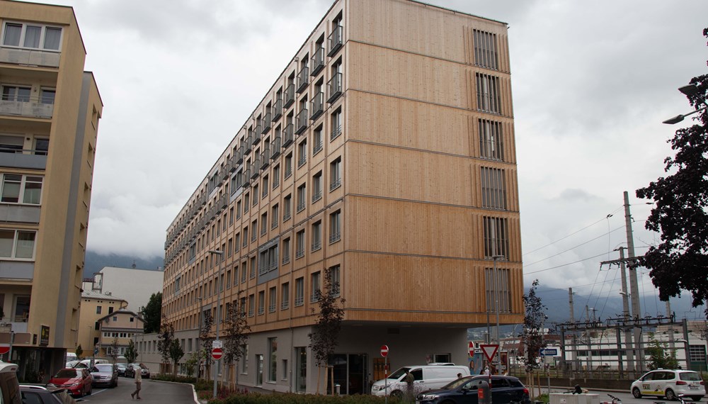 Das neue OeAD-Gebäude in Wilten besticht durch die ökologische Holz-Beton-Hybridbauweise.
