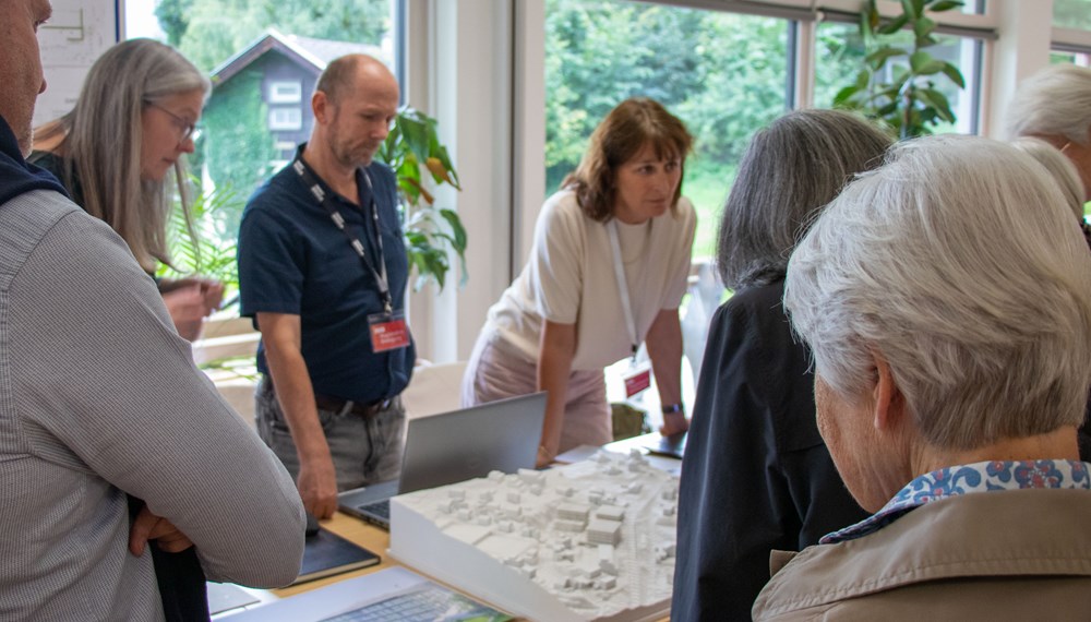 Beim Infotermin auf der Hungerburg am 16. September war das Interesse an den geplanten Bauprojekten groß.