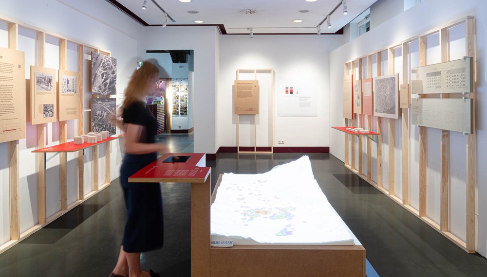 Blick in die aktuelle Ausstellung "Suche Wohnung" im Stadtmuseum (Badgasse 2).