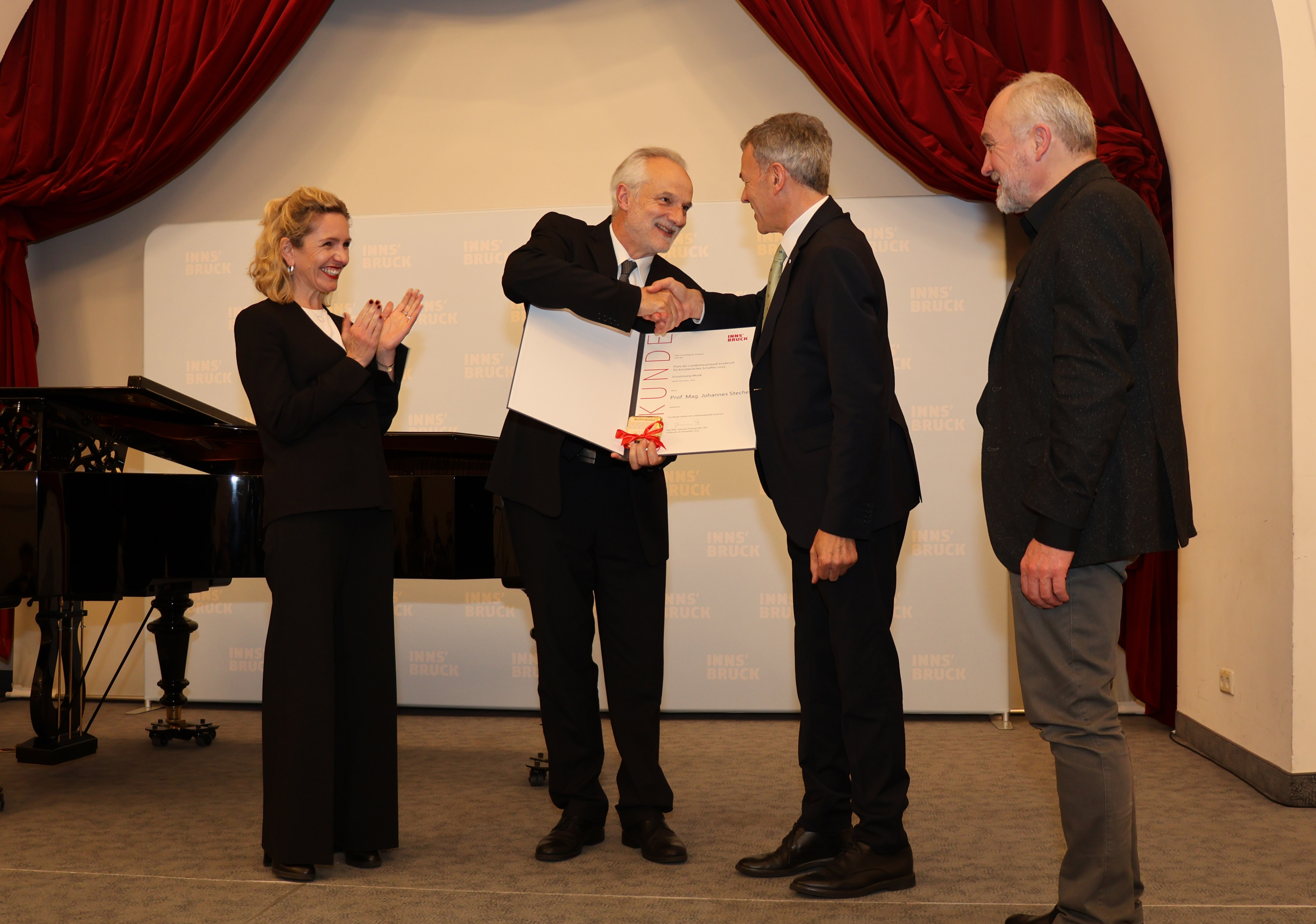 Johannes Stecher freute sich über die hohe Auszeichnung.